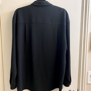 Gorgeous, classic polyester jacket in black, size 14